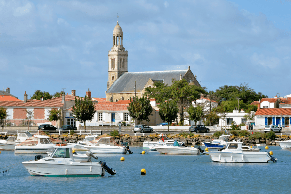 Le port de Saint-Gilles-Croix-de-Vie Location de bateau pour événements d'entreprise